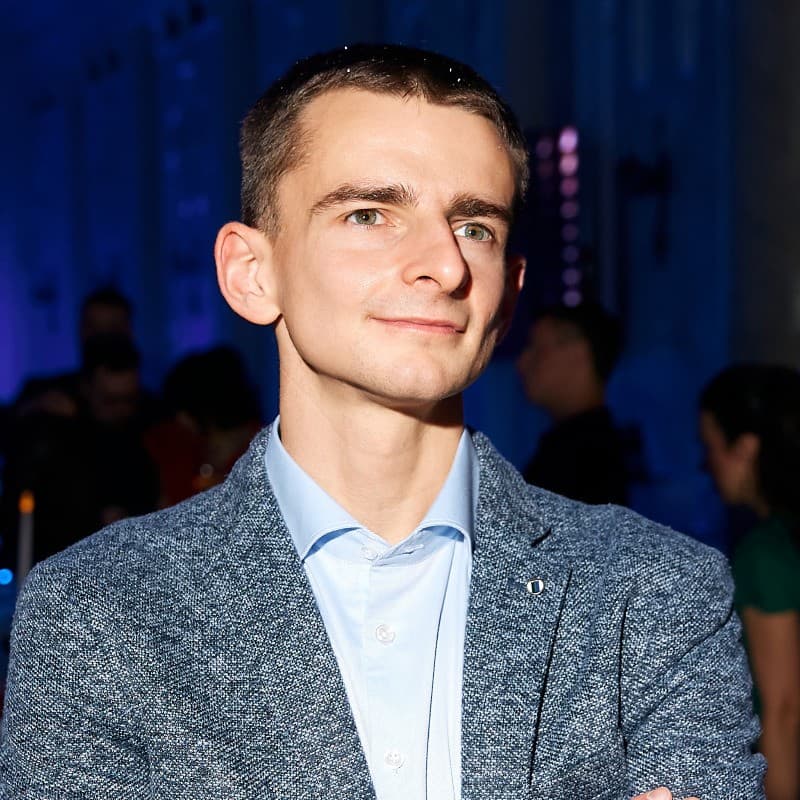 Никита Белов